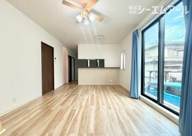 福岡県春日市紅葉ヶ丘東８丁目