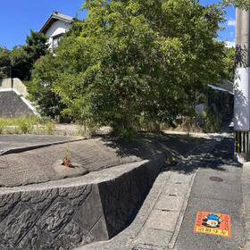 福岡県春日市紅葉ヶ丘東１０丁目