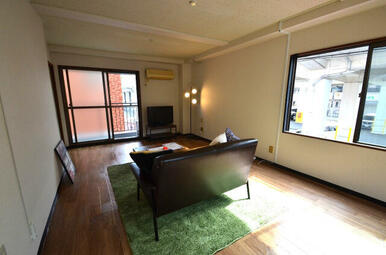 モデルルーム設置中！家具・備品は入居前に撤去します