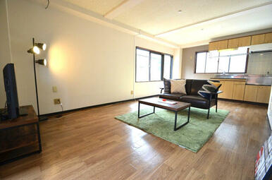 モデルルーム設置中！家具・備品は入居前に撤去します