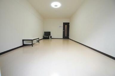 備品や設備仕様は号室等により異なります。現地をご確認ください