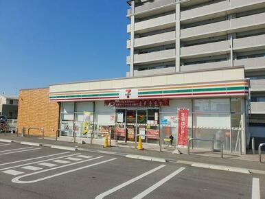 ｾﾌﾞﾝｲﾚﾌﾞﾝ守山吉身5丁目店