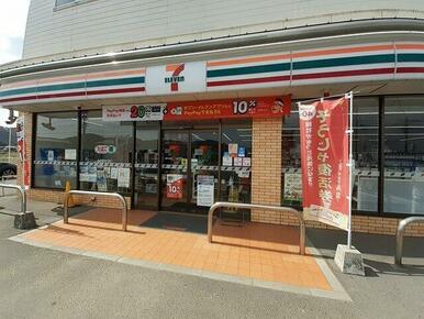 セブンイレブン総社岡谷店