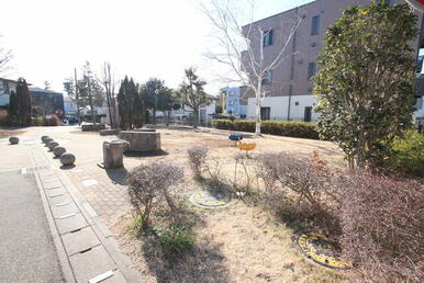 東深井３１号公園
