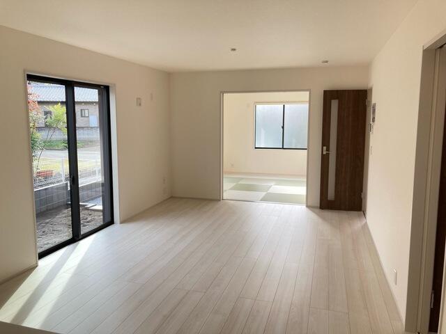 高崎市 寺尾町 2階建 4LDKの画像