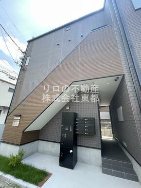 周辺は閑静な住宅街ですので落ち着いた住環境です！