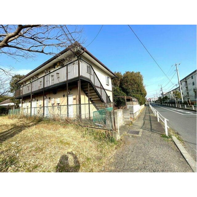 西側には市営時自転車置場があり自転車通勤・通学も楽々♪