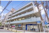情報提供会社