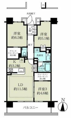 収納が多く、３LDKにも２LDKとしても使用できる間取りです。