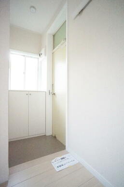 シューズボックス付☆いつでもスッキリ片付きますね！