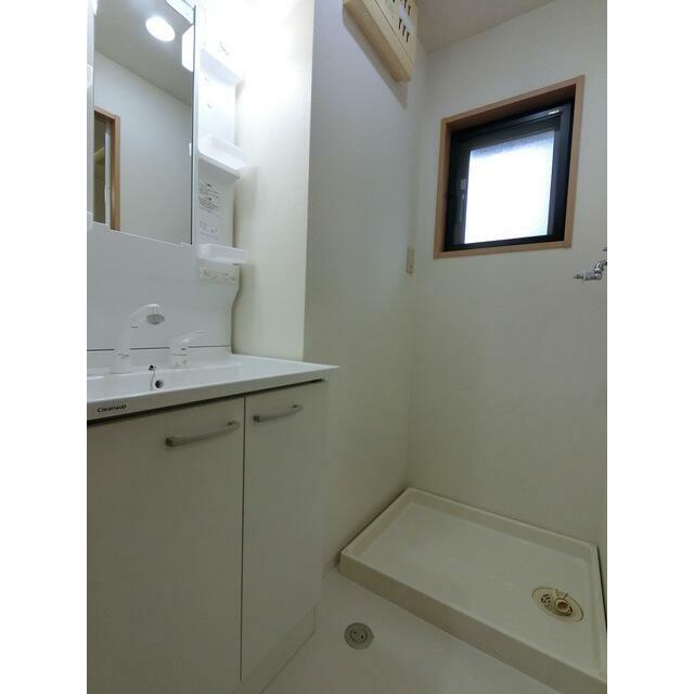 (参考)同一建物内の他の部屋の写真となります。
