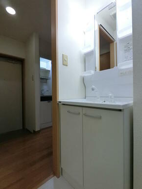 (参考)同一建物内の他の部屋の写真となります。