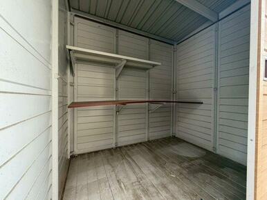 たっぷり入る物置です