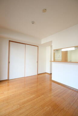 ※他号室参考写真(実際には形状、配色等異なる場合もあります)