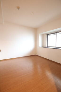 ※他号室参考写真(実際には形状、配色等異なる場合もあります)