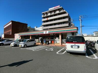 セブンイレブン福岡福浜２丁目店