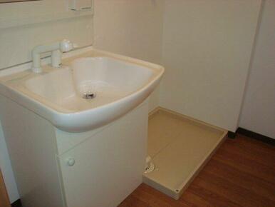 洗髪洗面化粧台