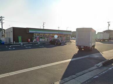 ファミリーマート岩倉東町藤塚店