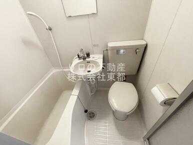 清潔感のある洋式トイレです♪