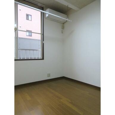 ※別号室写真使用※