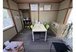 情報提供会社