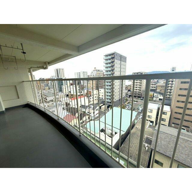バルコニーがあります