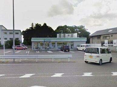 ファミリーマート小牧中宮店