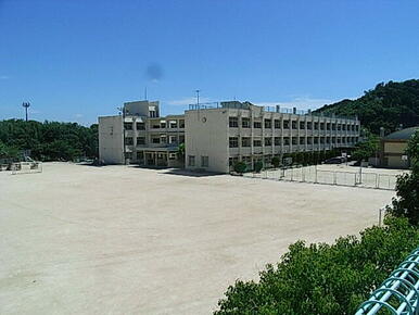 広島市立大町小学校