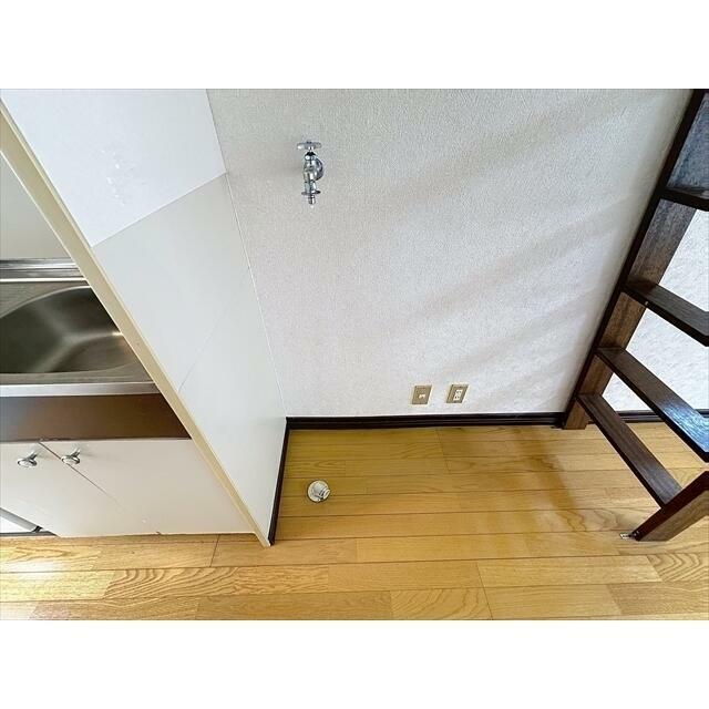 嬉しい室内洗濯機置場です