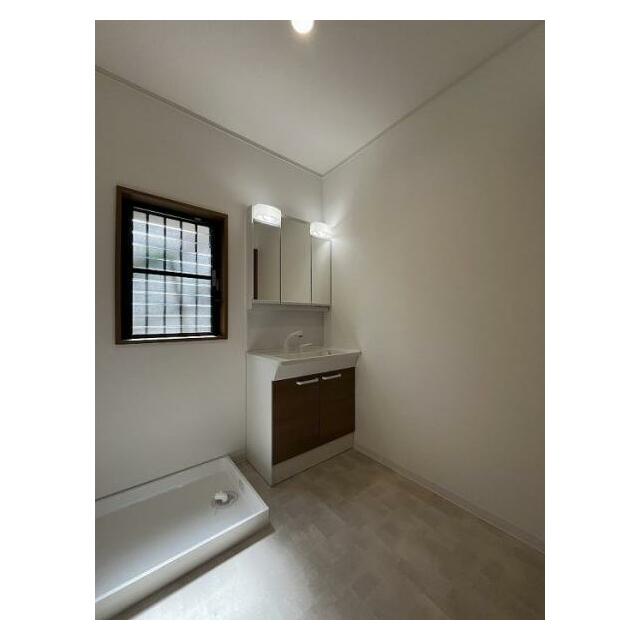 広々とした脱衣所です。