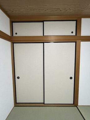 和室にも大きな収納がございます。