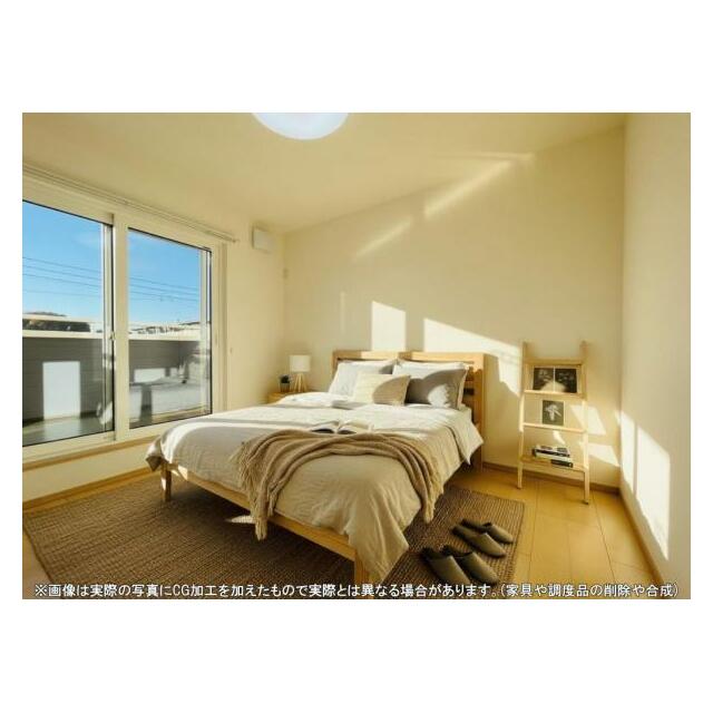 バルコニーへ出入りもできて、いつでも外の風を感じられます＾＾