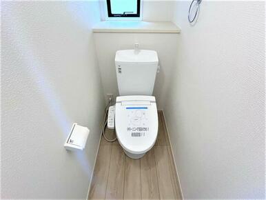 トイレは２か所設置　混雑しがちな朝やお友達や親戚が集まったときも安心です