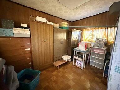 こちらの物件は部屋数が多い為、ご家族様それぞれのプライベートスペースを確保できます。また、収納スペー