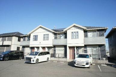 積水ハウス施工の賃貸住宅『シャーメゾン』／駐車場２台付き（無料）