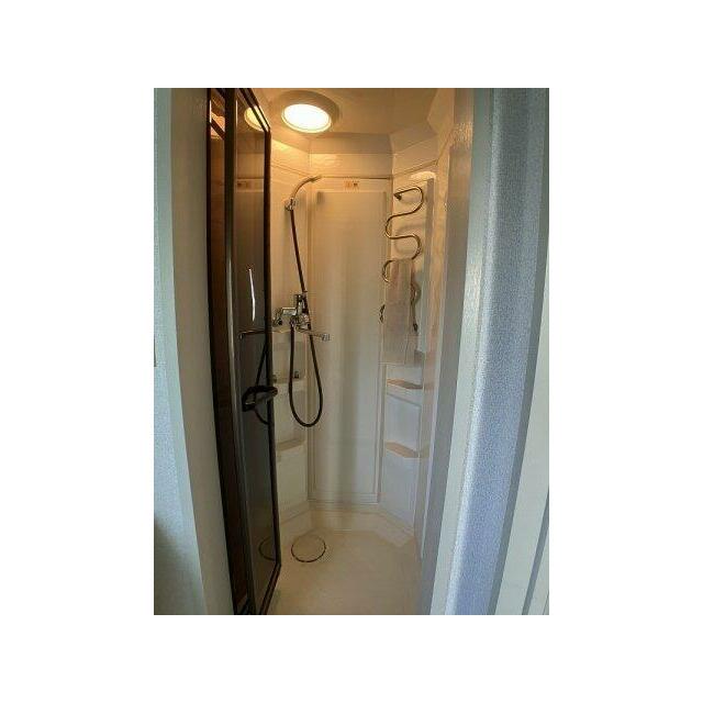 2階シャワー室♪