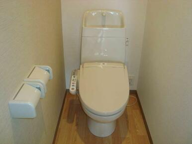 シャワー付トイレ