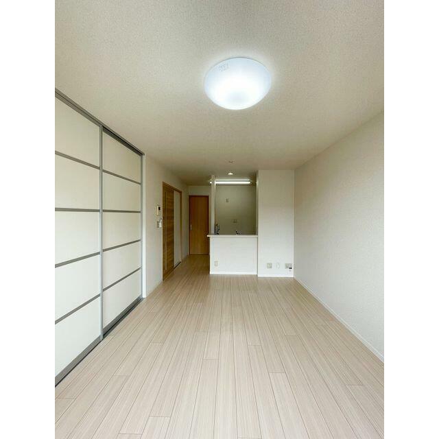 ☆ＬＤＫ１２．０帖です♪照明付き♪