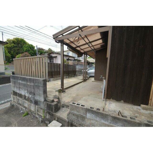 屋根有りの物干しスペース