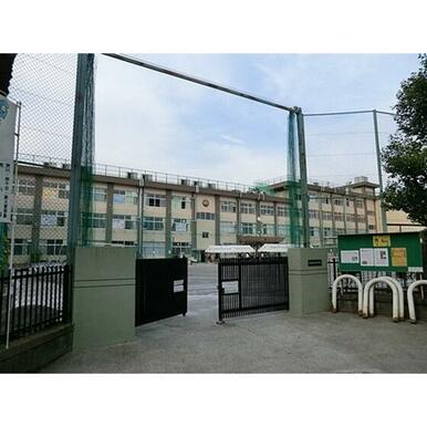 荒川区立第九中学校