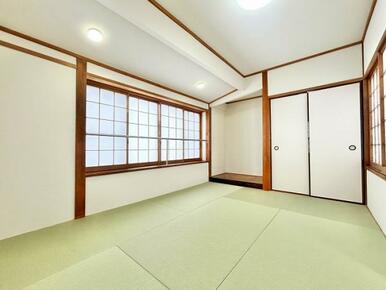 「和室」6帖の和室は畳表替え済みです。