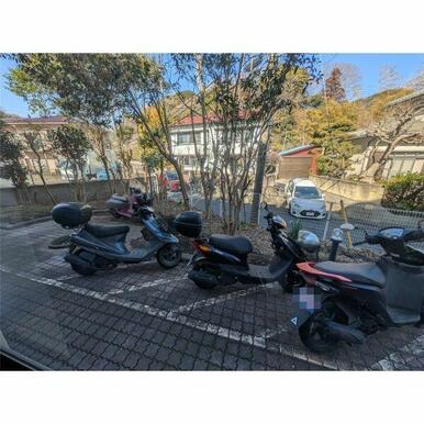 バイク置き場