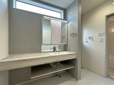 (1)、(3)、(4)、(6)号棟 洗面所