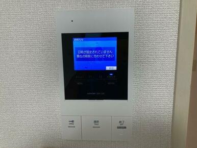 来訪者の確認のできるモニタ付インターホン