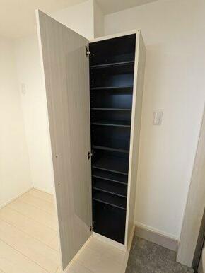 シューズボックス