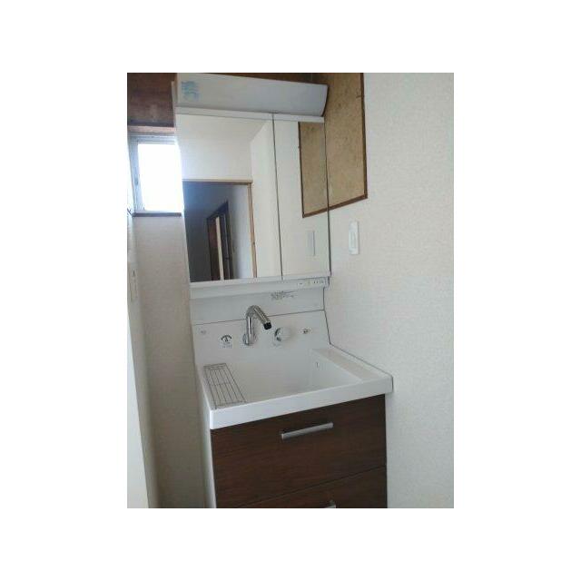 シャワー洗面台