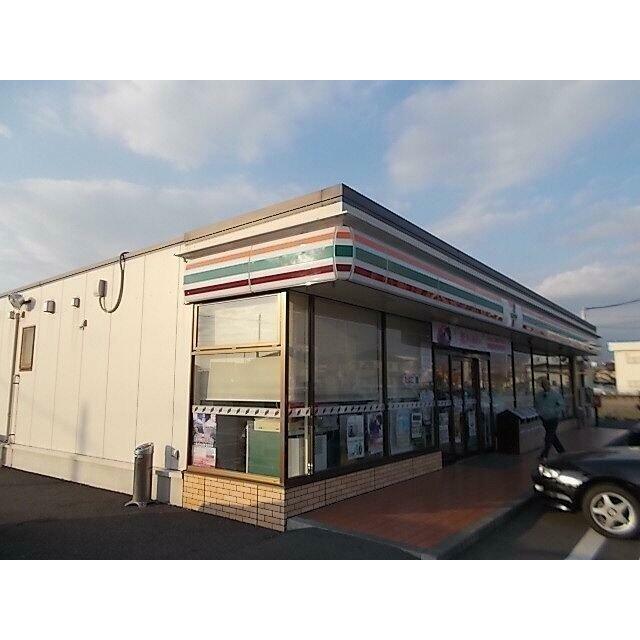セブンイレブン　富士市津田町店まで1000m
