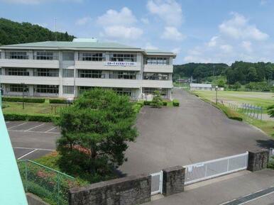 宇都宮市立田原西小学校　徒歩約１６分