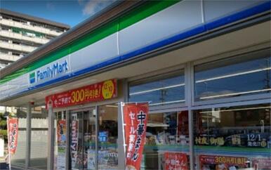 ﾌｧﾐﾘｰﾏｰﾄ 七宝町遠島店