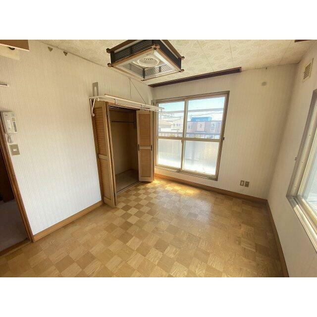 バルコニーに出られます